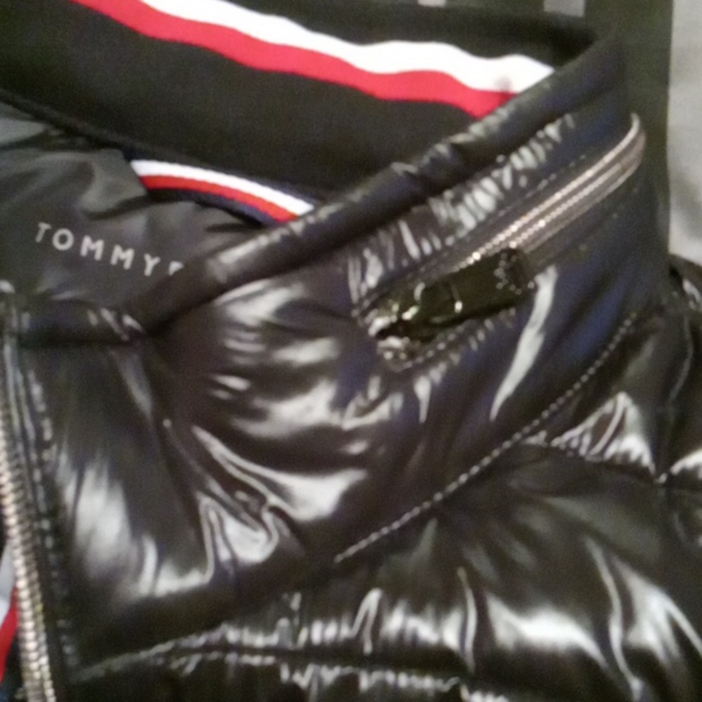 Mens lightweight Tommy Hilfiger jacket - Picture 3 of 3